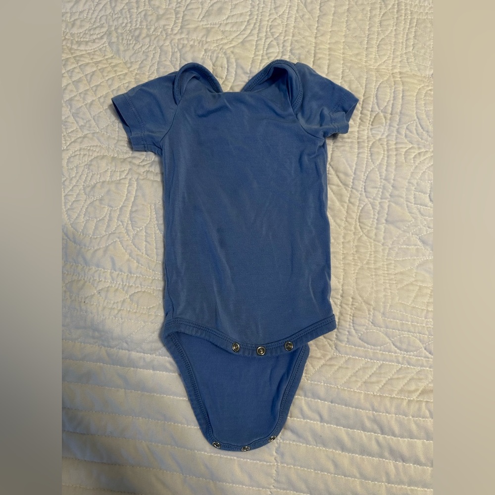Kyte Baby Periwinkle bodysuit 0-3 months